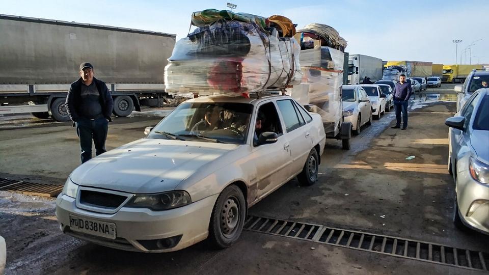 O‘zbekistonlik haydovchilarga Qozog‘istonga kirishda ommaviy tarzda rad javobi berila boshlandi