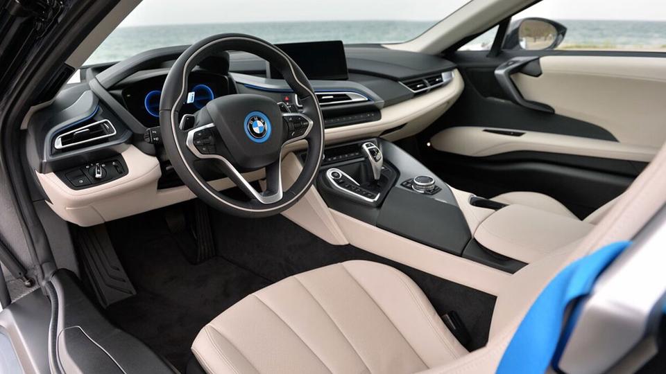 BMW i8: обзор, особенности и характеристики