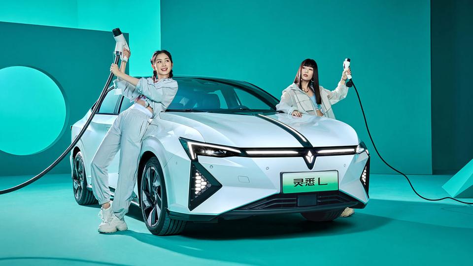 Honda Crider yaratuvchilaridan: salonida beshta ekranli yangi elektromobil