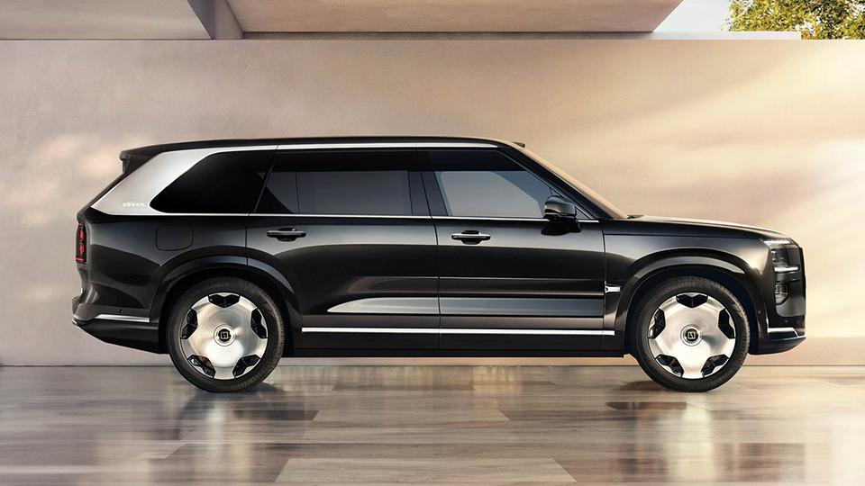 Zeekr premium 9X modelini taqdim etdi