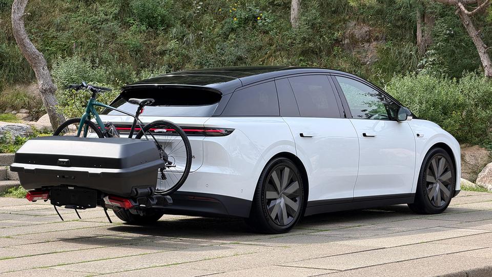 Xitoyda elektr Li i6 avtomobilining narxlari e’lon qilindi