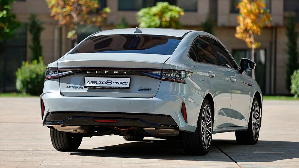 O‘zbekistonda gibrid Chery Arrizo 8 avtomobili taqdim qilindi
