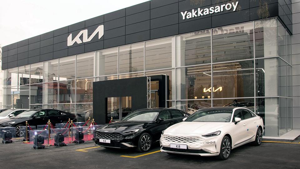 Машины Kia джизакской сборки начали экспортировать в Таджикистан