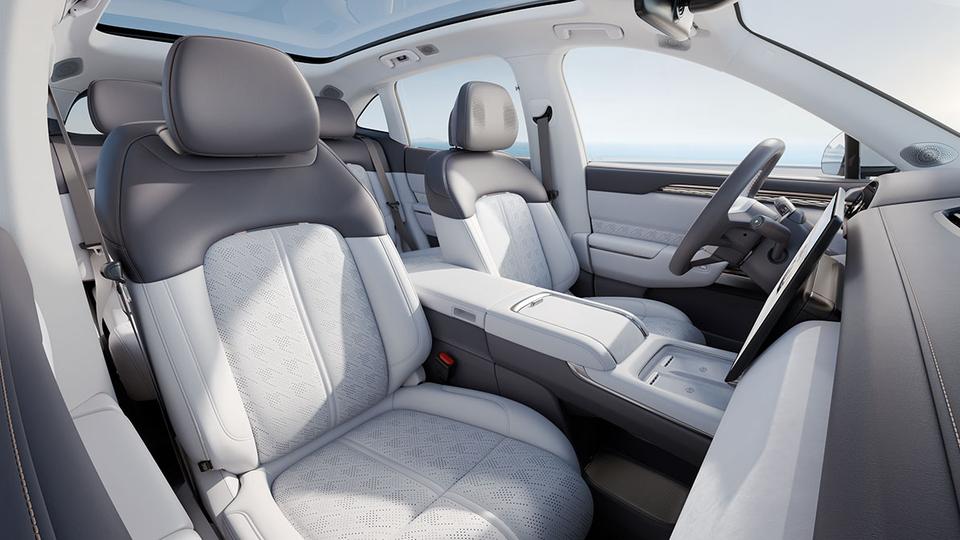 Новый электрокроссовер Zeekr 7Х: что о нём известно?