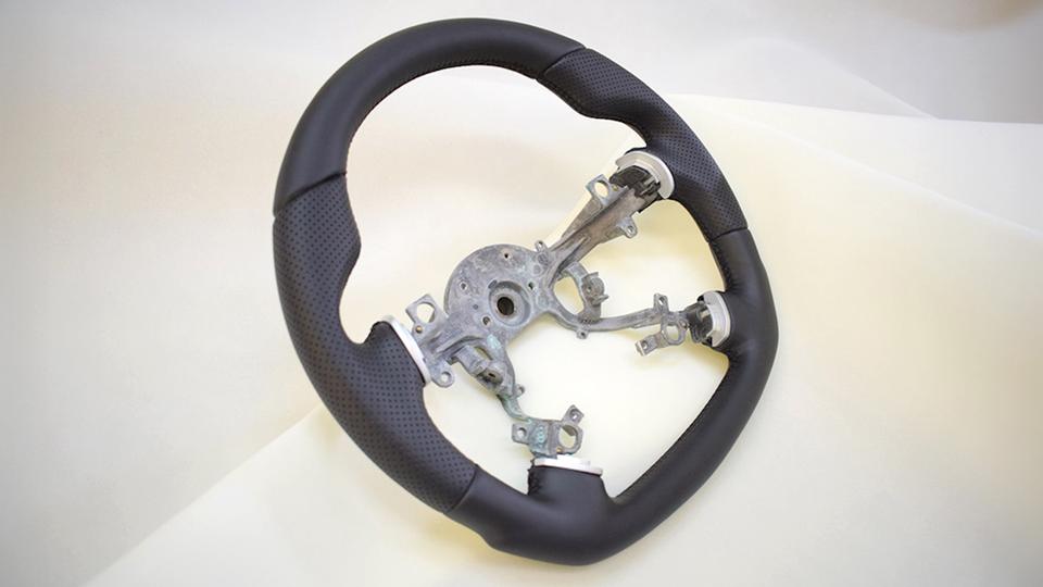 Soxta Mercedes-Benz rul nega xavfli?