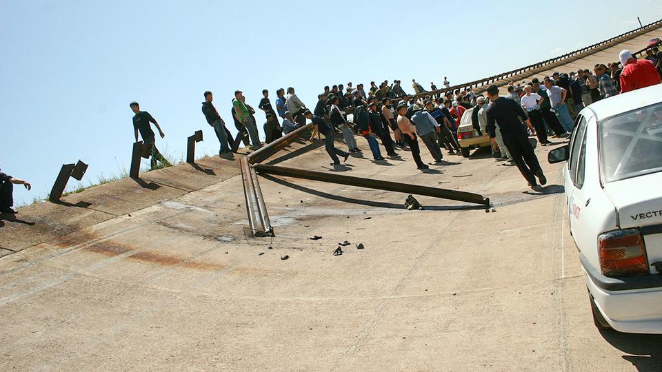 O‘zbekistonga avtomobil olib kirish qiyinlashadi