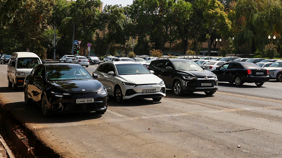 Гибрид, электрокар или ДВС? Как изменился авторынок Узбекистана?