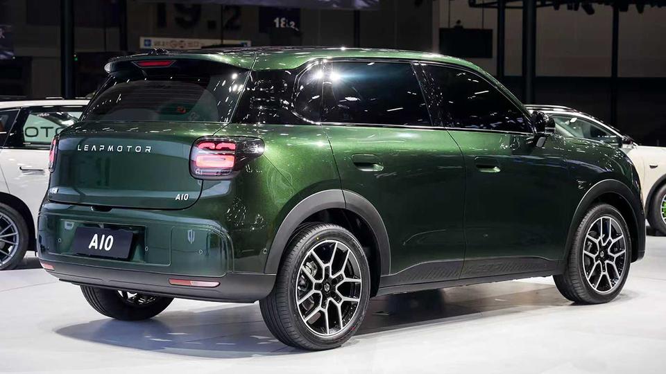 Leapmotor представила новый компактный электрокроссовер