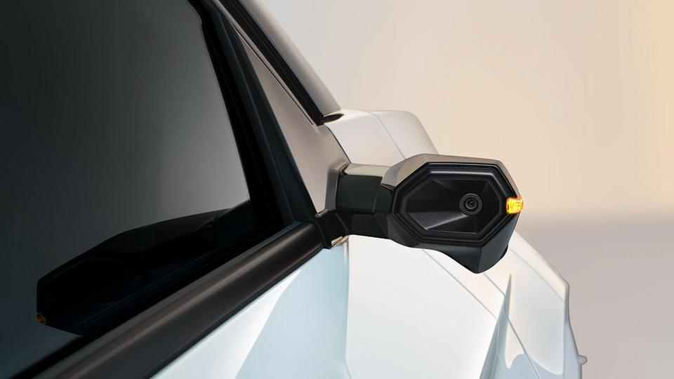 Honda Crider yaratuvchilaridan: salonida beshta ekranli yangi elektromobil