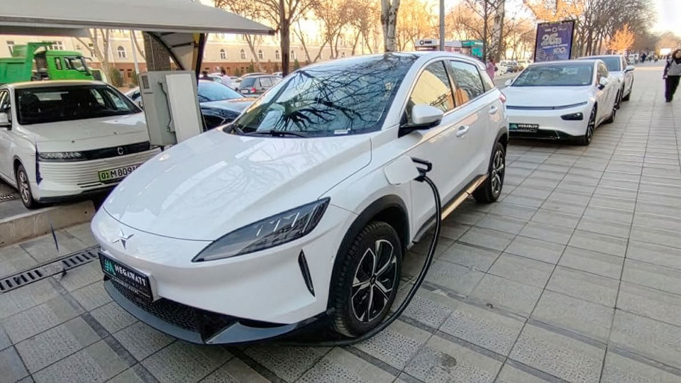 Продажи новых электромобилей в Узбекистане выросли почти в два раза