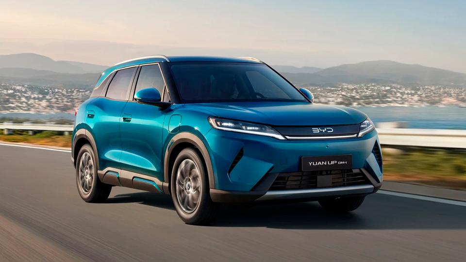 Сколько стоит гибридный Yuan Up в автосалонах Узбекистана?