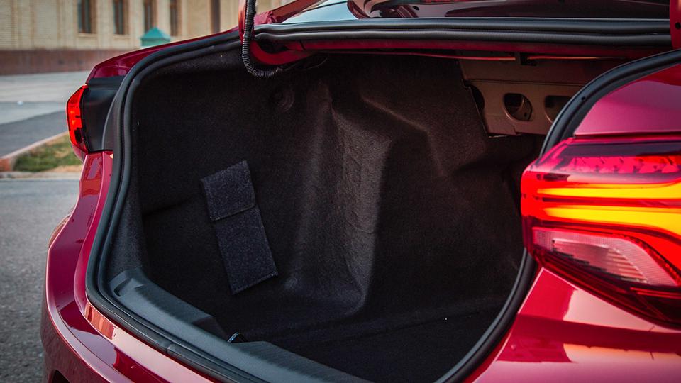 Chevrolet Onix: обзор, цены и технические данные