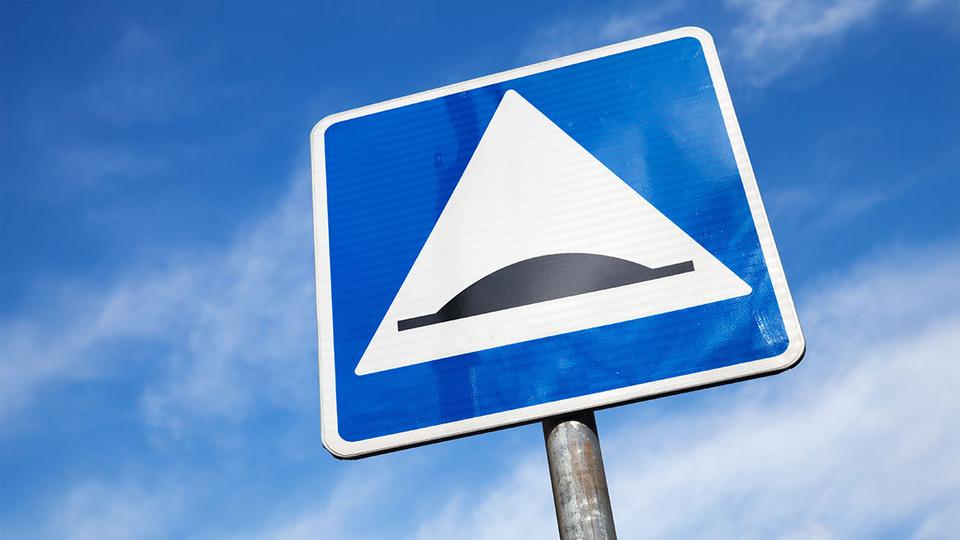 В Узбекистане вводят новый дорожный знак
