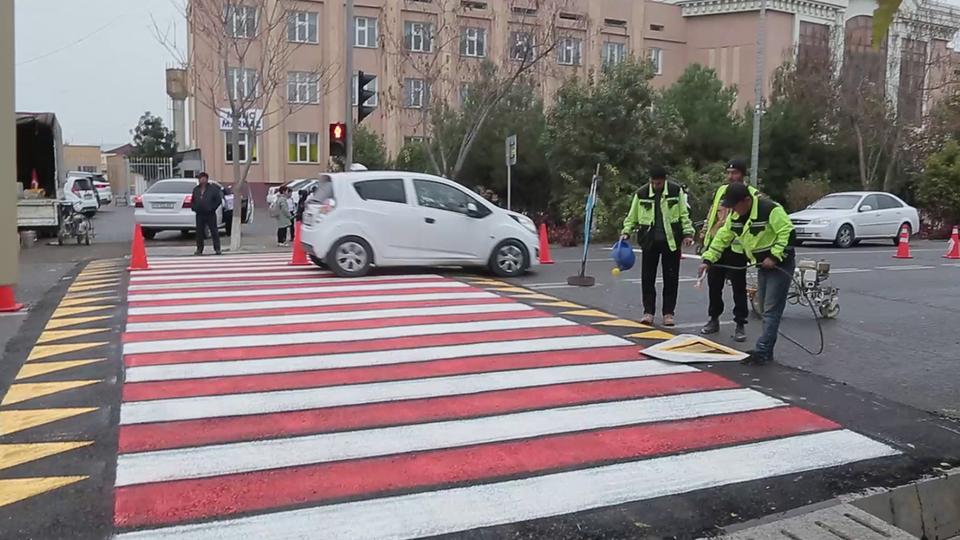 Возле школ начали появляться приподнятые пешеходные переходы