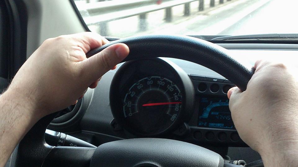 80 km/soat va undan ortiq tezlik uchun haydovchilik guvohnomasidan mahrum etilishi mumkin.
