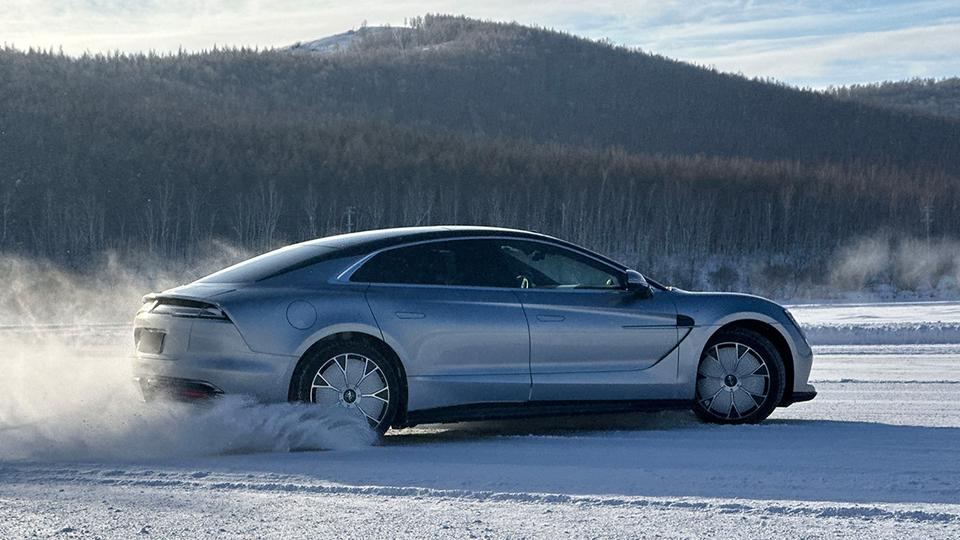 Мощнейший автомобиль от BYD Yangwang U7