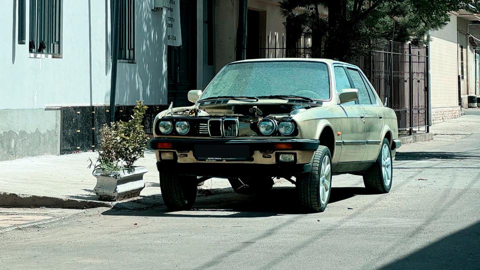10 000 dollargacha bo‘lgan BMW. O‘zbekistonda nima sotib olish mumkin?