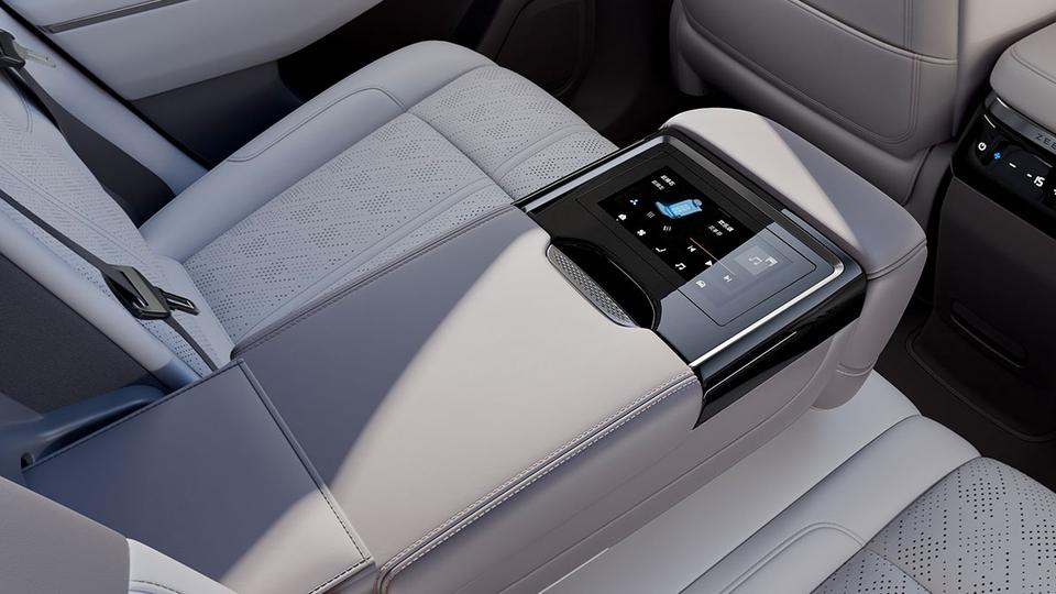 Новый электрокроссовер Zeekr 7Х: что о нём известно?