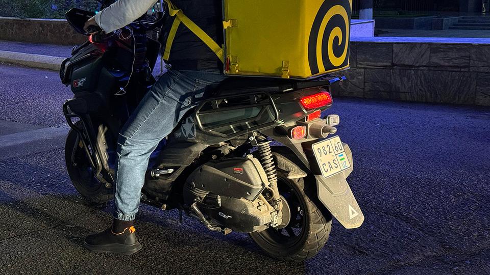 Управлять скутером без прав в Узбекистане можно до 1 октября