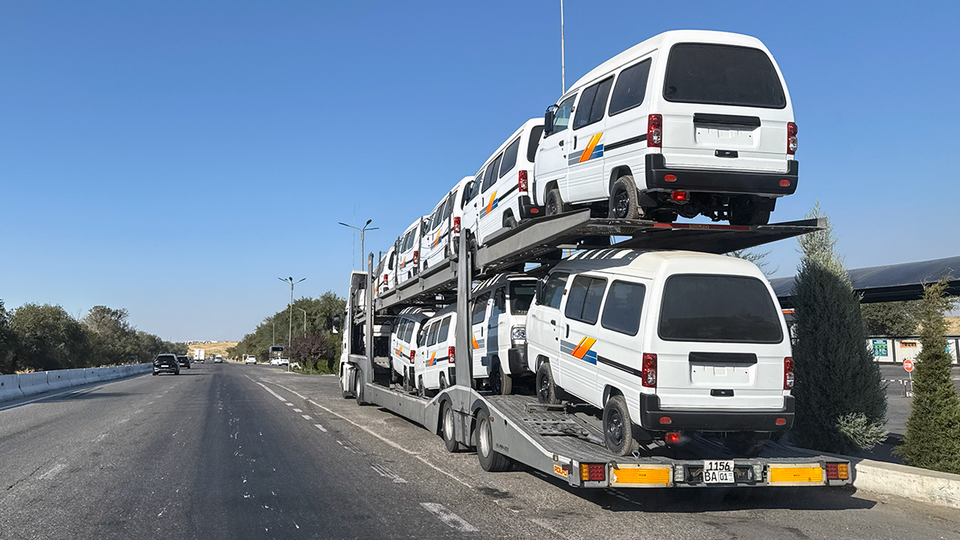 Сколько автомобилей продали в Узбекистане за 2025 год?