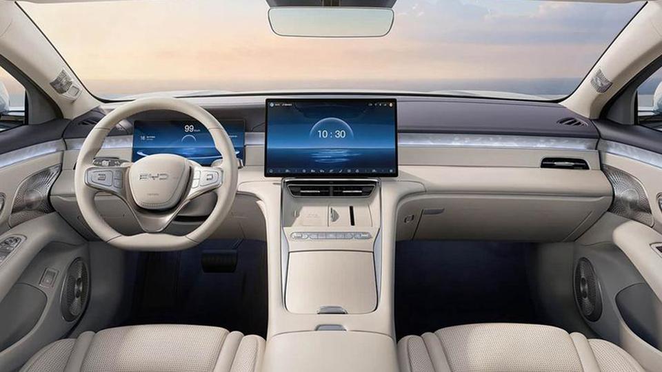 BYD yangi 5 metrli sedanni taqdim etdi