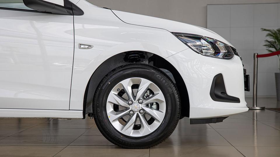 Chevrolet Onix: обзор, цены и технические данные