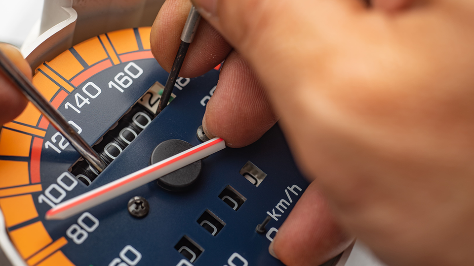 За скрученный пробег при продаже авто планируют ввести штраф