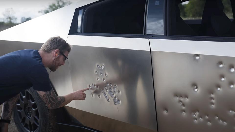 В Узбекистане появился первый Tesla Cybertruck