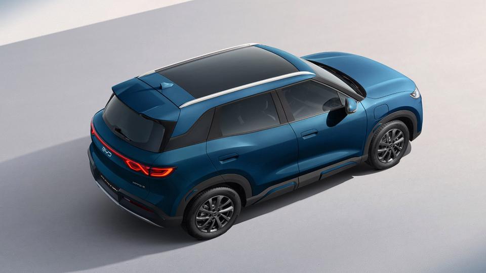 Гибридный BYD Yuan Up DM-i выходит на рынок Узбекистана