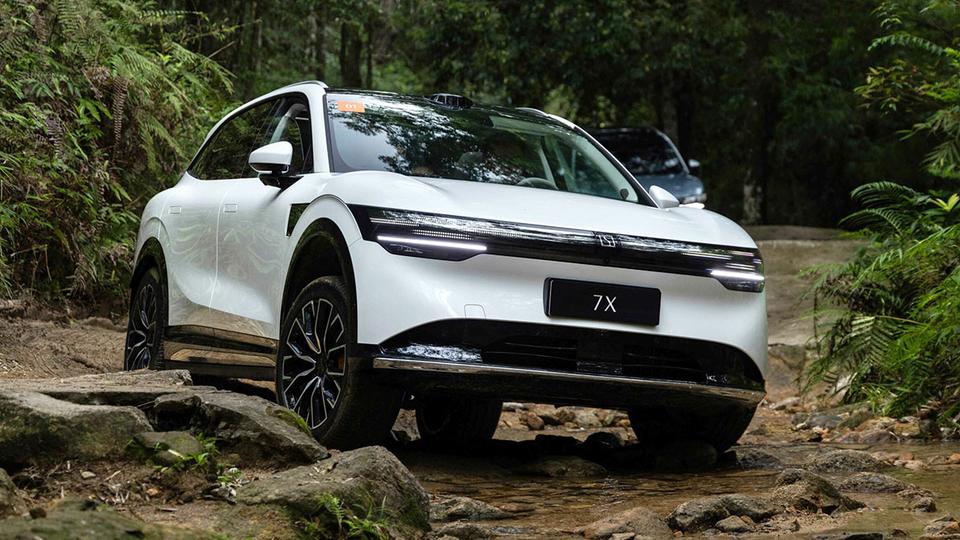 Новый электрокроссовер Zeekr 7Х: что о нём известно?