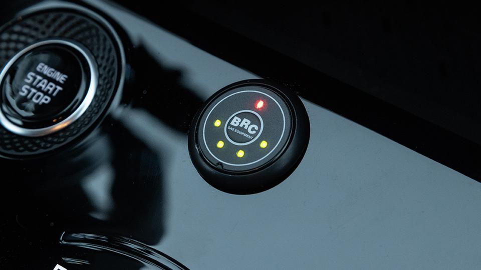 Italiyaliklar Kia Niro gibridini gazga o‘tkazdilar