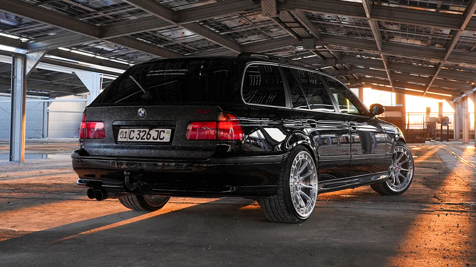 BMW E39 Touring - Avtoelon.uz saytida g‘ayrioddiy avtomobil