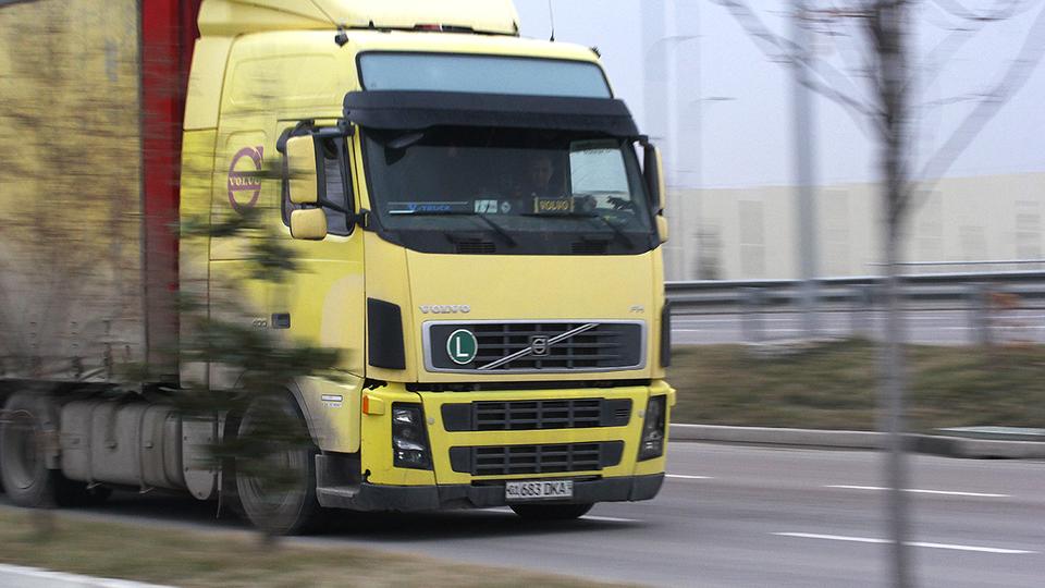 Грузовики экокласса Евро-5 и выше освободят от утильсбора и пошлин