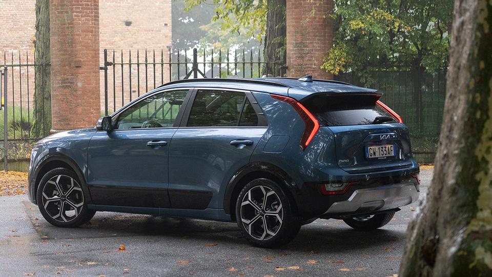 Italiyaliklar Kia Niro gibridini gazga o‘tkazdilar