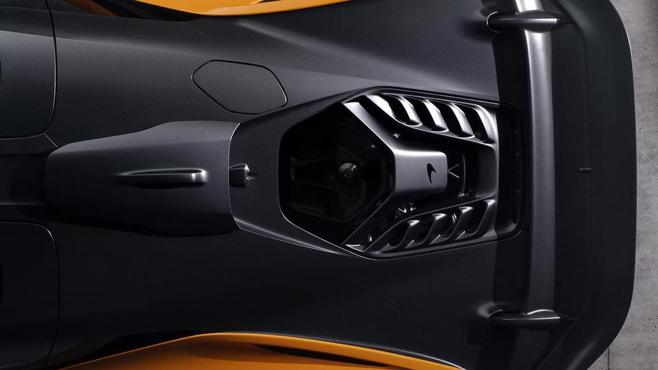 McLaren показала самый мощный дорожный автомобиль в истории компании