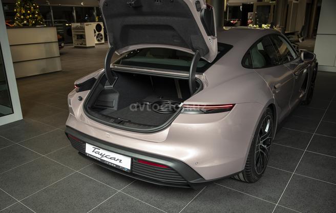 Porsche Tycan