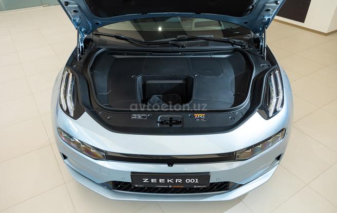 Zeekr 001