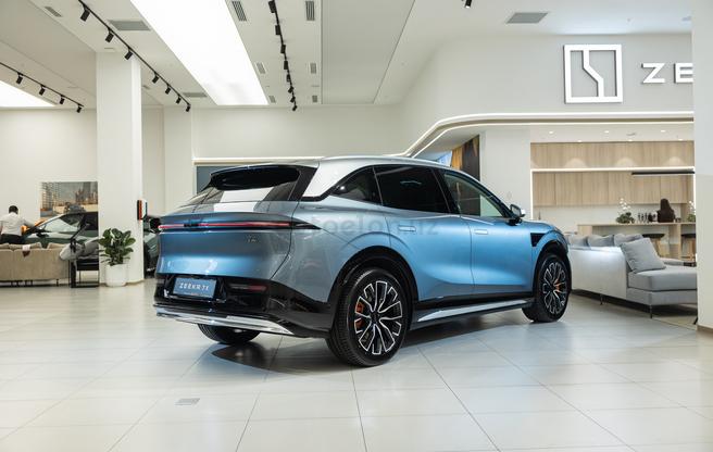 Zeekr 7x
