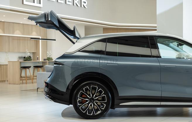 Zeekr 7x