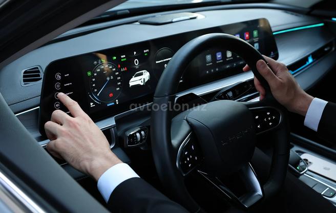 Chery Arizzo 8 Hybrid