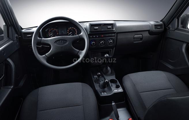 LADA Niva Legend