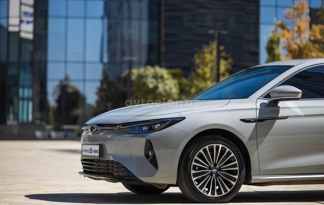 Chery Arizzo 8 Hybrid