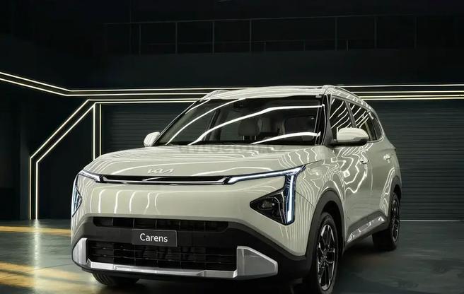 Kia Carens