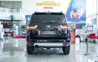 TOYOTA Land Cruiser 300 GR