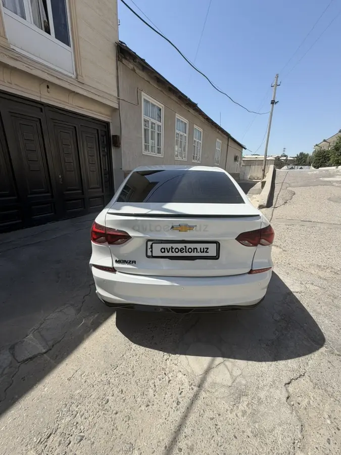 Chevrolet Monza