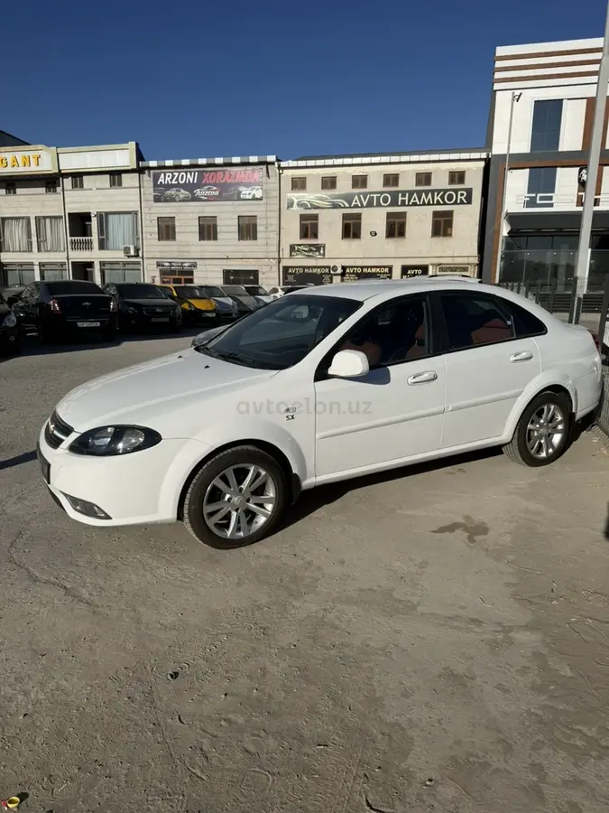 Chevrolet Gentra,  1 позиция