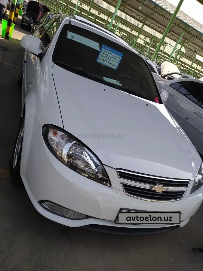 Chevrolet Gentra,  3 позиция