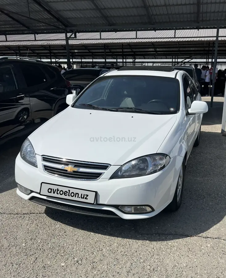 Chevrolet Gentra,  2 позиция