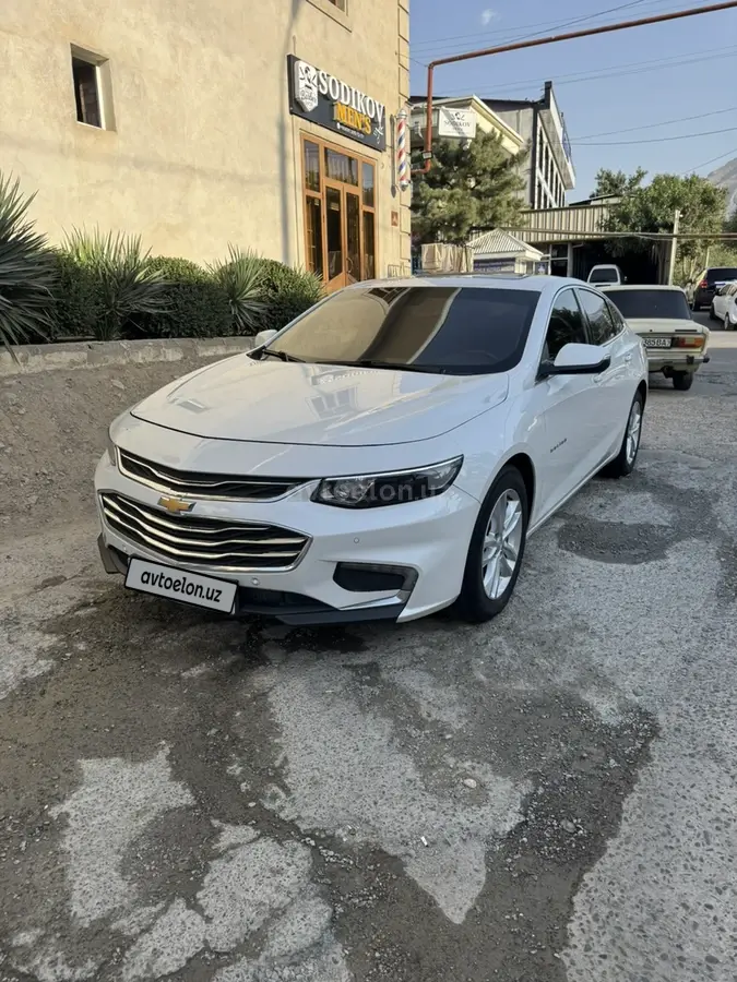 Chevrolet Malibu 2
