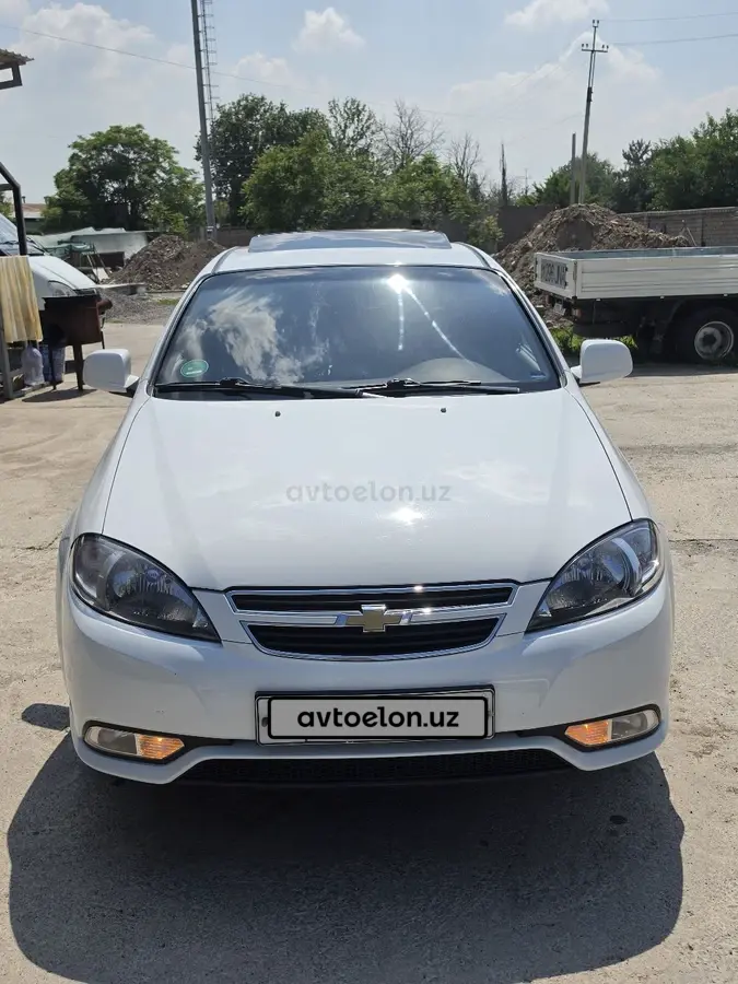 Chevrolet Gentra,  3 позиция